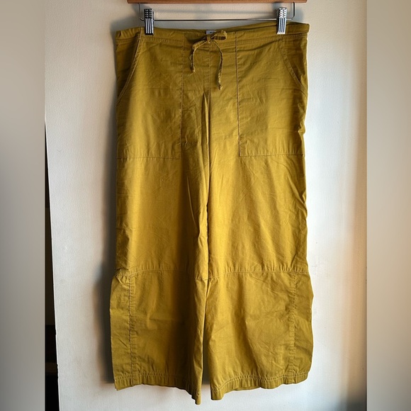 Be Present Pants - Picture 2 of 5